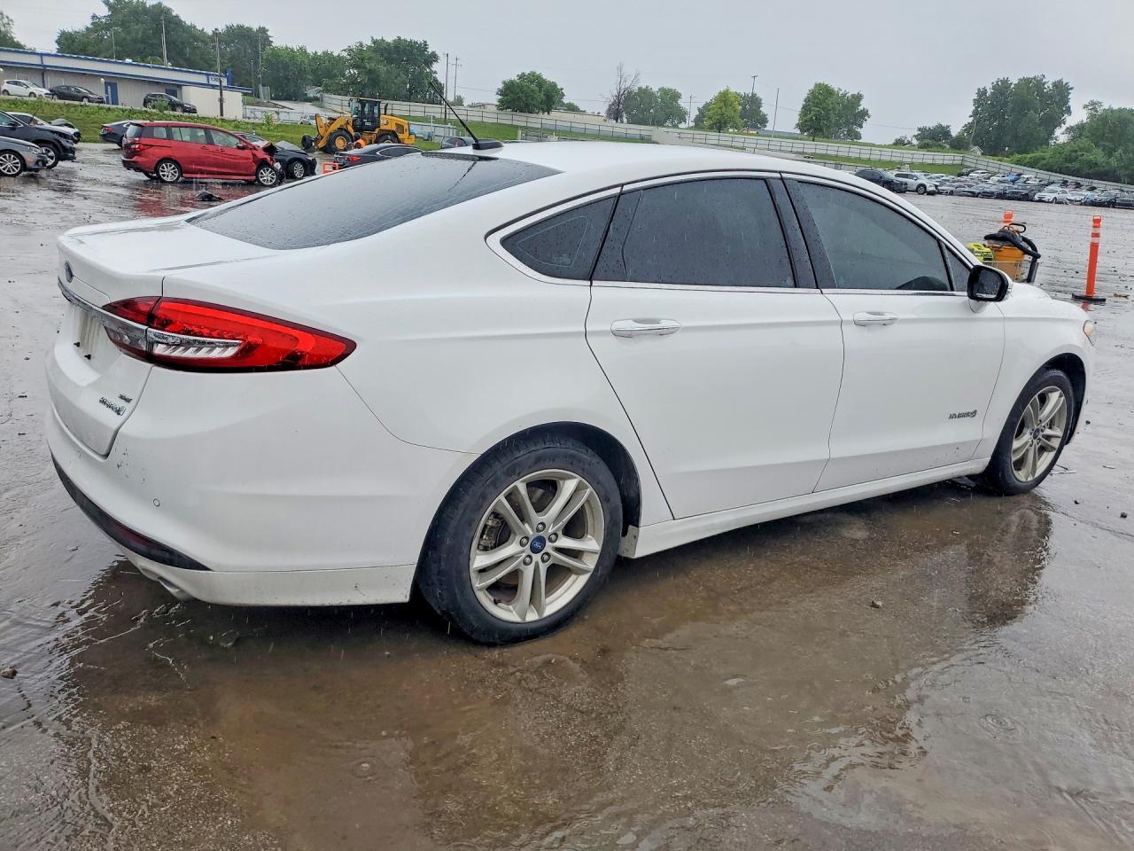 2018 Ford Fusion Se Hybrid - Image 3