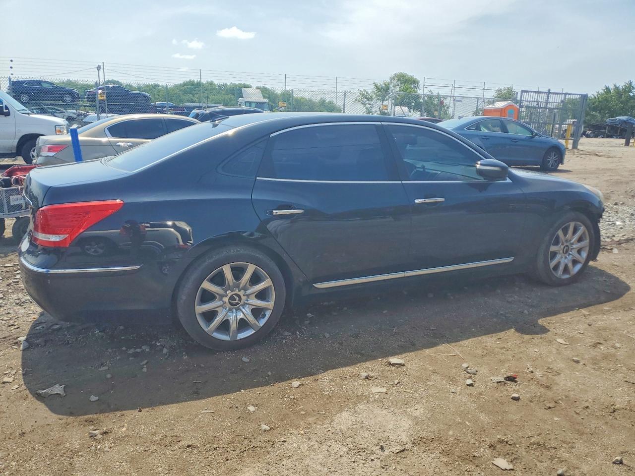 2012 Hyundai Equus Signature - Фото 3
