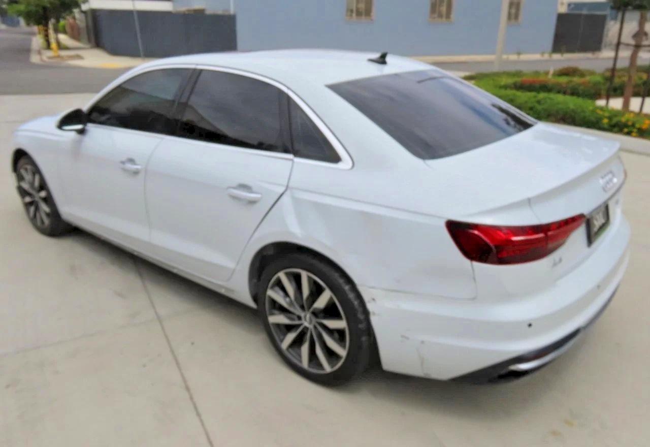 2021 Audi A4 Premium Plus 40 - Фото 4