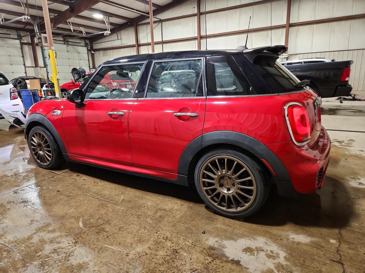 2015 Mini Cooper S - Image 2
