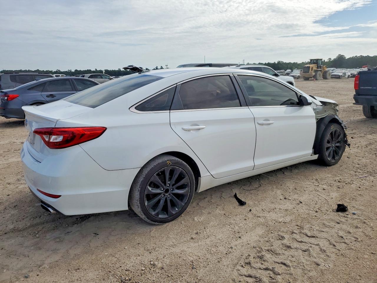 2017 Hyundai Sonata Se - Image 3