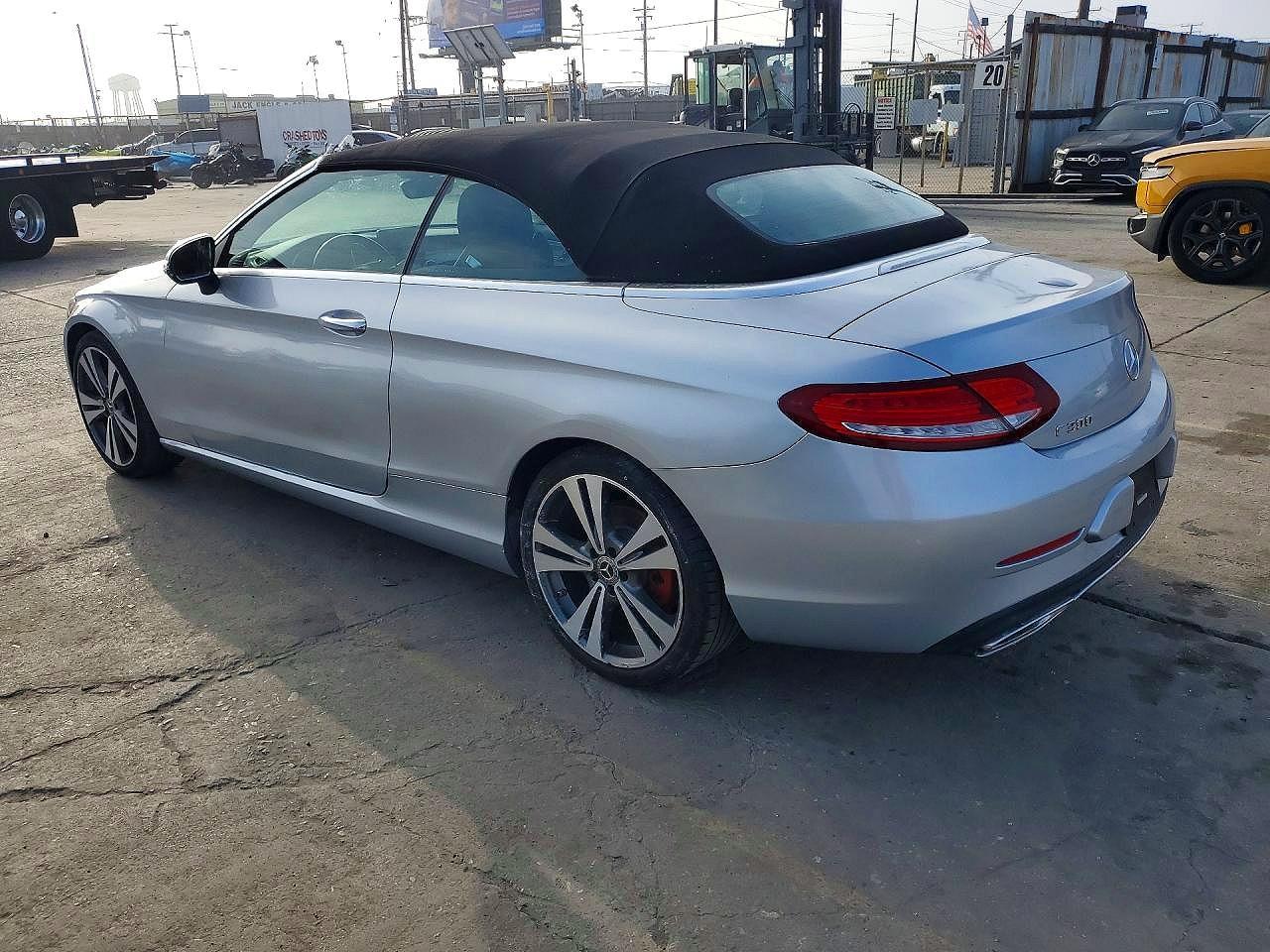 2017 Mercedes-Benz C 300 - Image 2