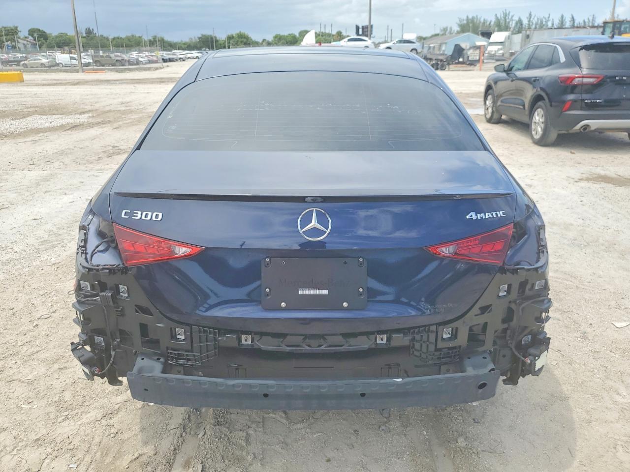 2023 Mercedes-Benz C 300 4Matic - Image 6