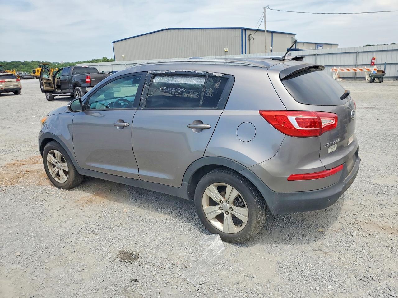 2012 Kia Sportage Lx - Image 2