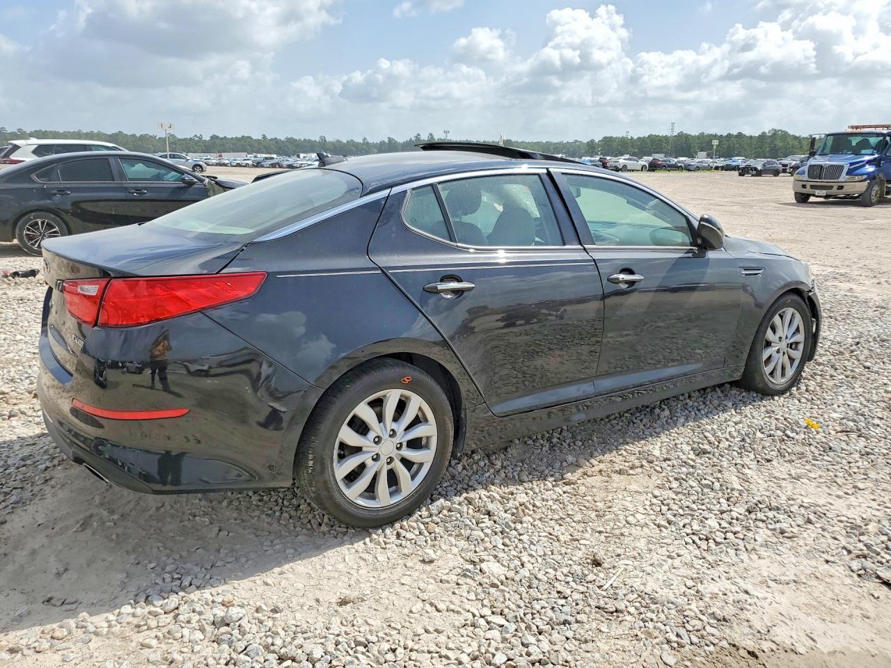 2014 Kia Optima Ex - Image 3
