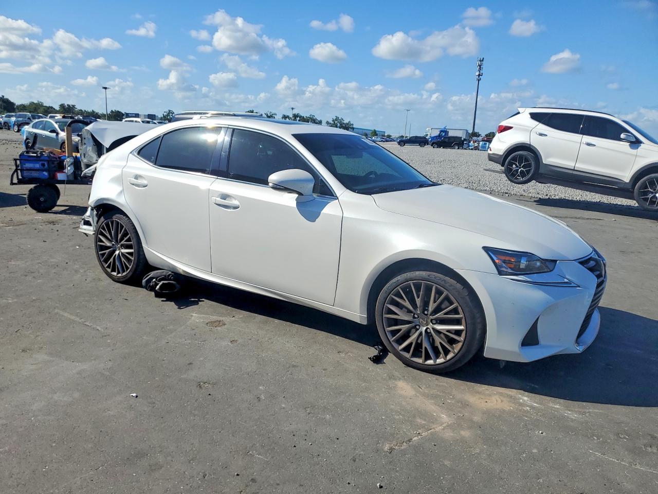 2017 Lexus Is 200T - Image 4