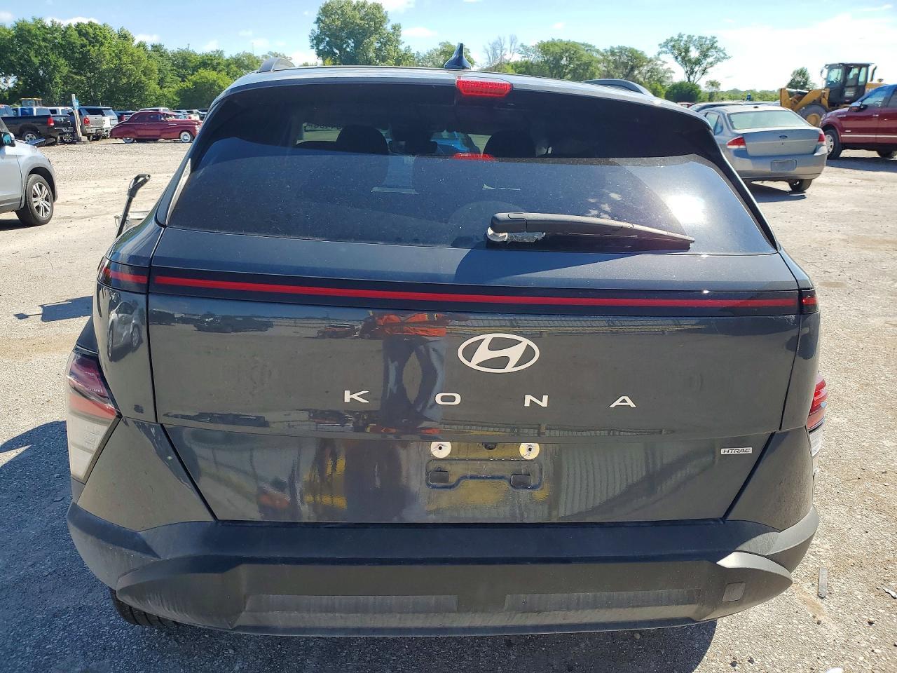 2025 Hyundai Kona Sel - Image 6