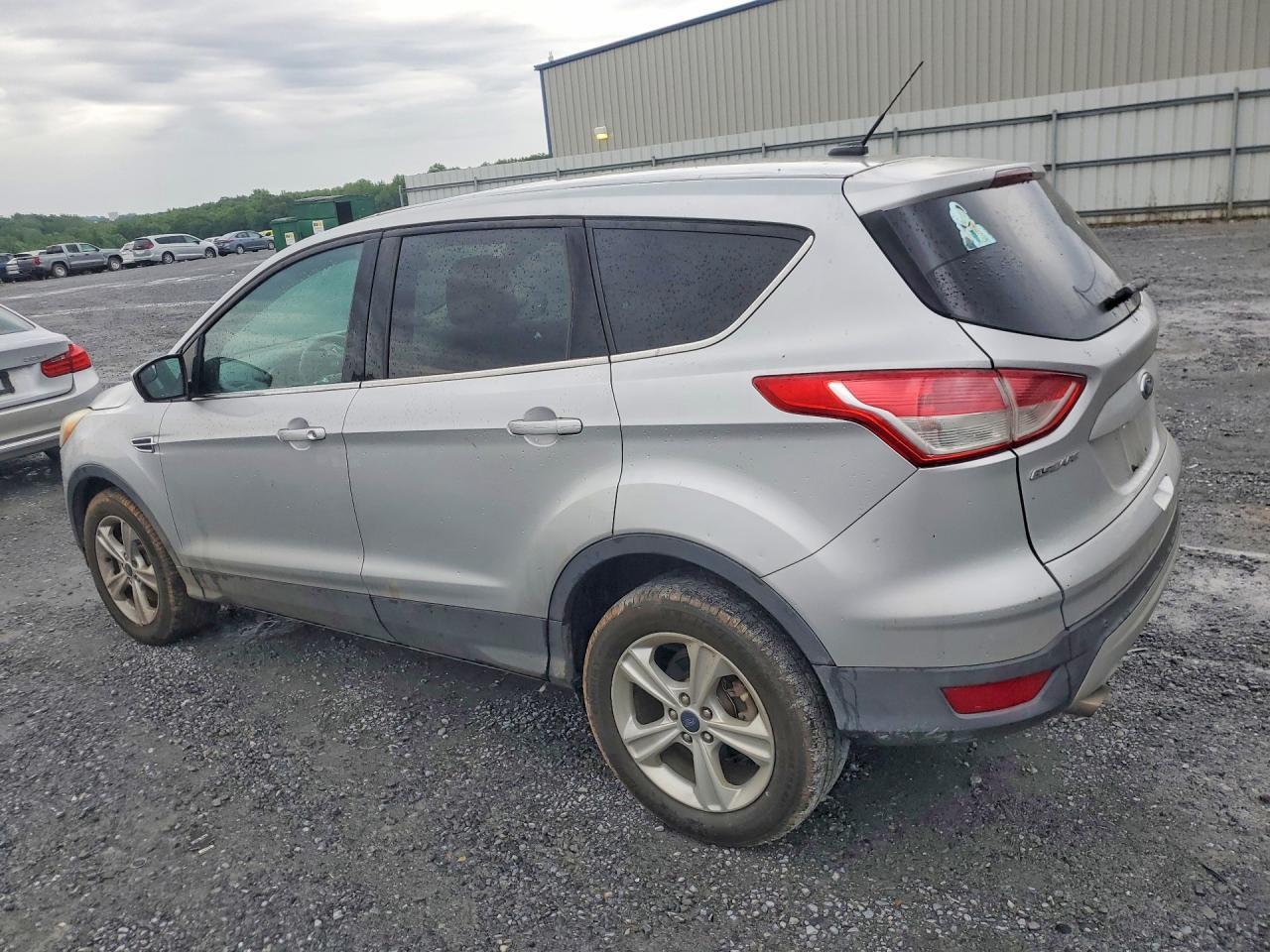 2014 Ford Escape Se - Фото 2