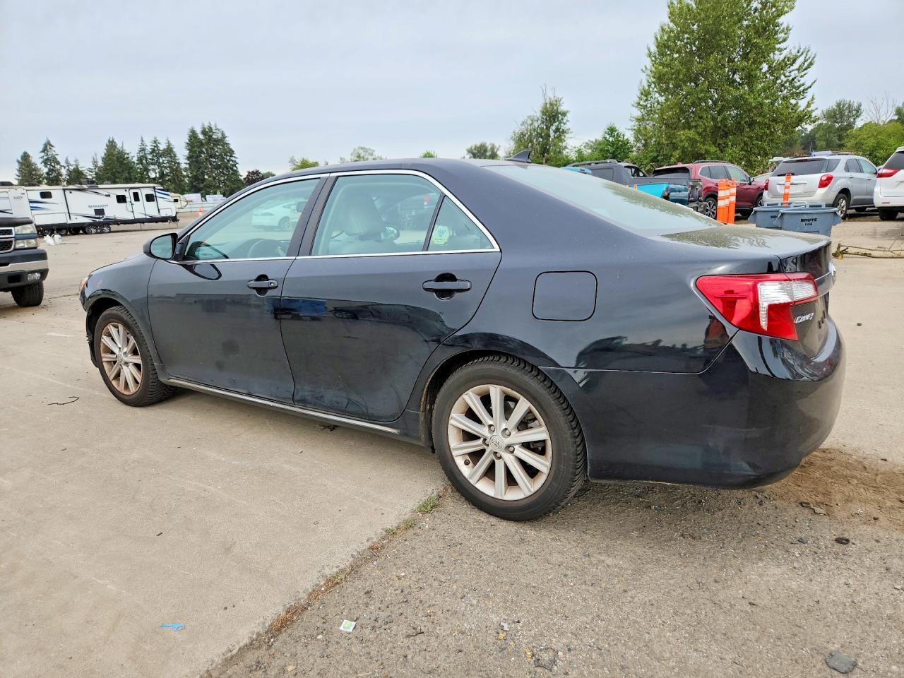 2014 Toyota Camry Xle V6 - Фото 2