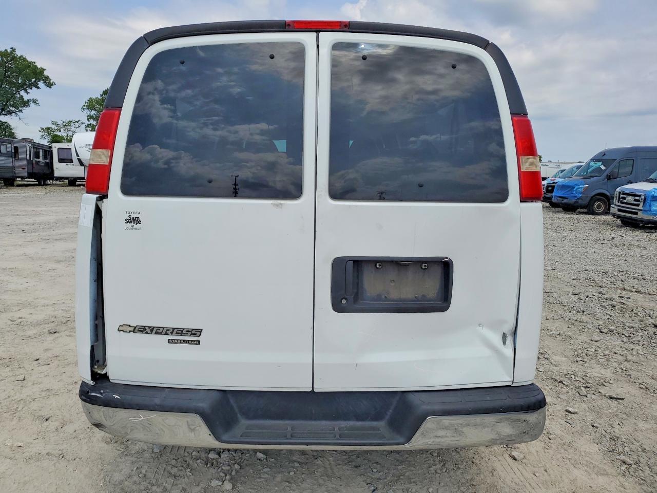 2013 Chevrolet Express G3500 Lt - Фото 6