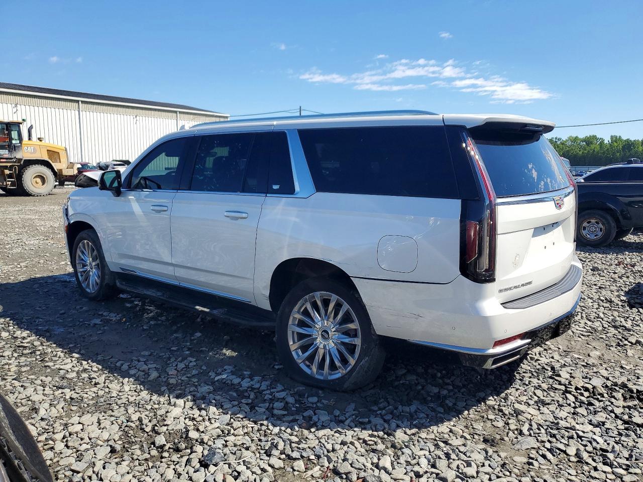 2022 Cadillac Escalade Esv Premium Luxury - Image 2