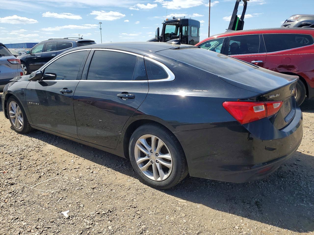 2016 Chevrolet Malibu Lt - Image 2