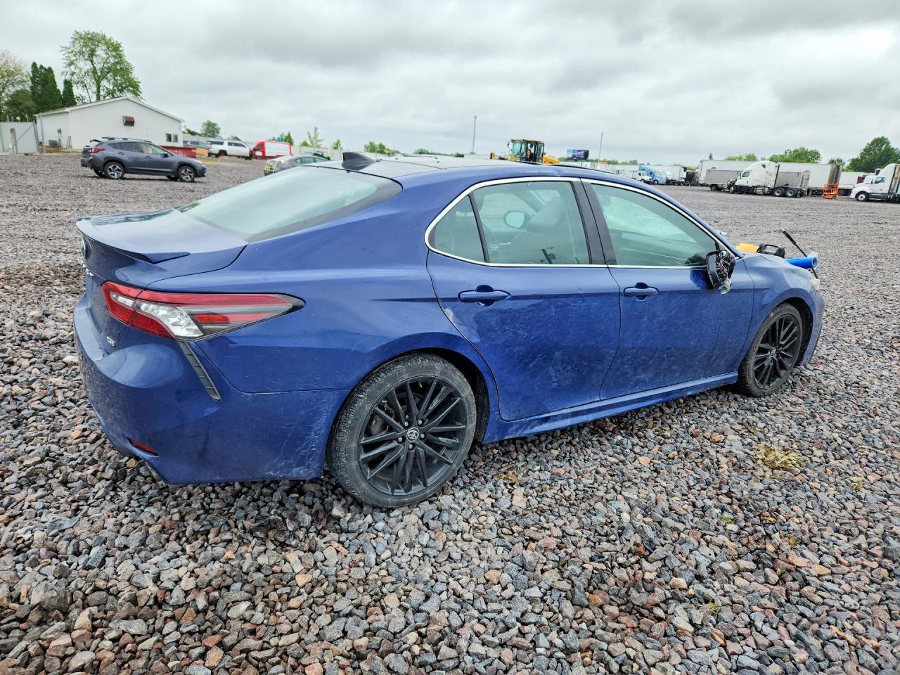 2024 Toyota Camry Xse V6 - Фото 3