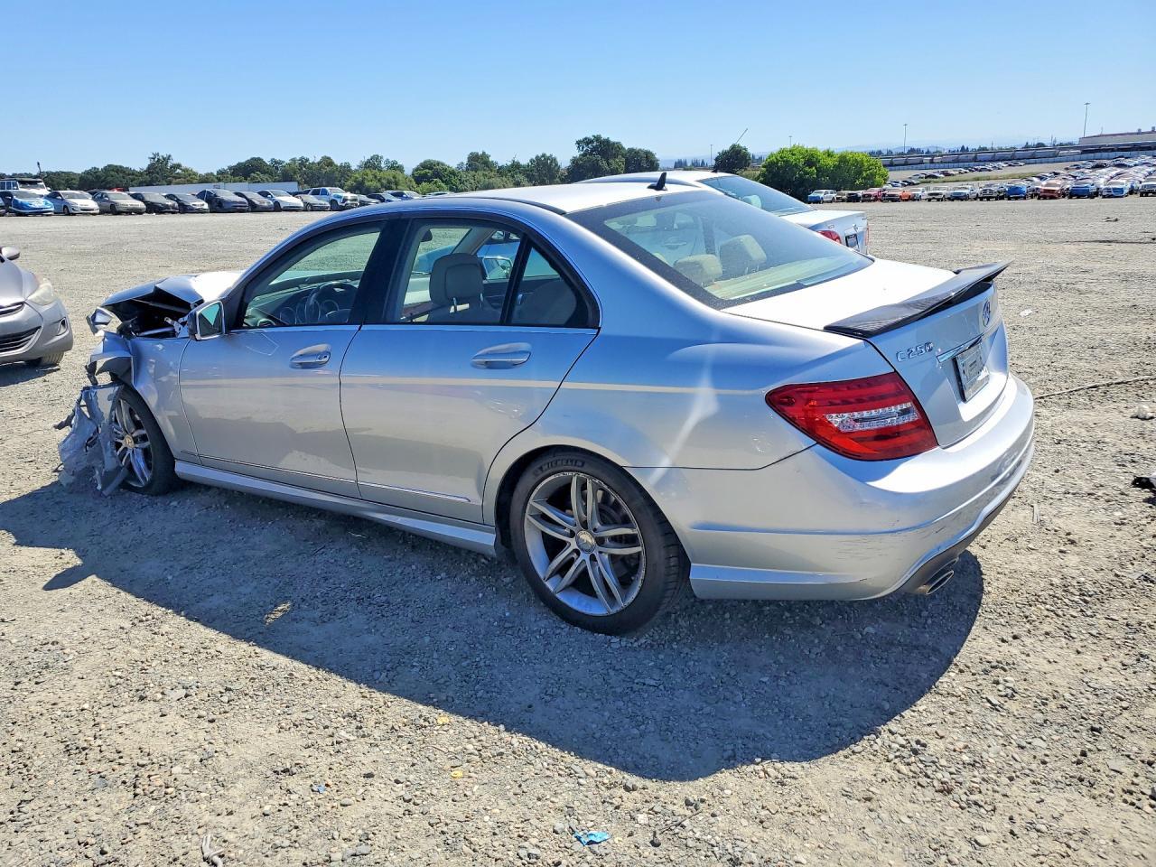 2014 Mercedes-Benz C 250 - Image 2