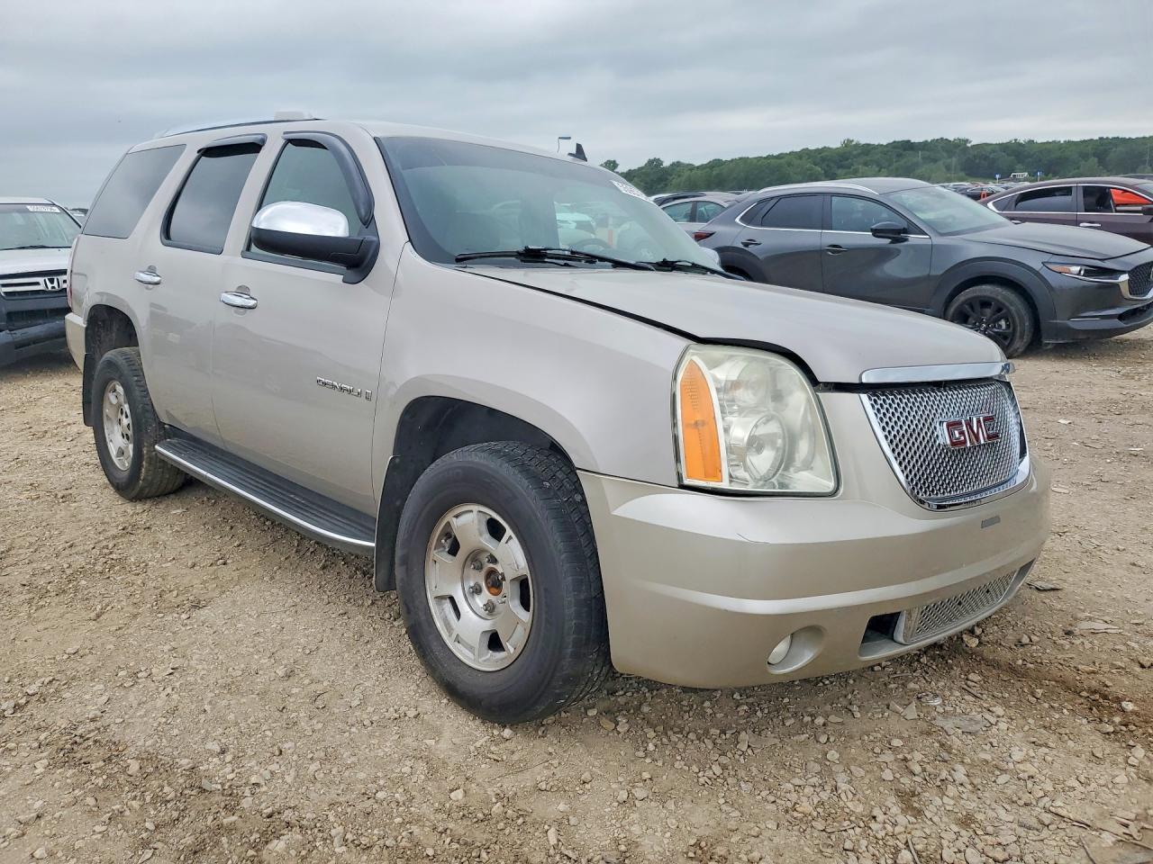 2007 GMC Yukon Denali - Фото 4