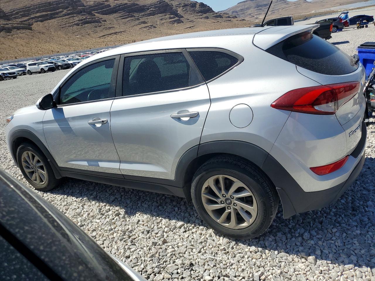2016 Hyundai Tucson Se - Фото 2