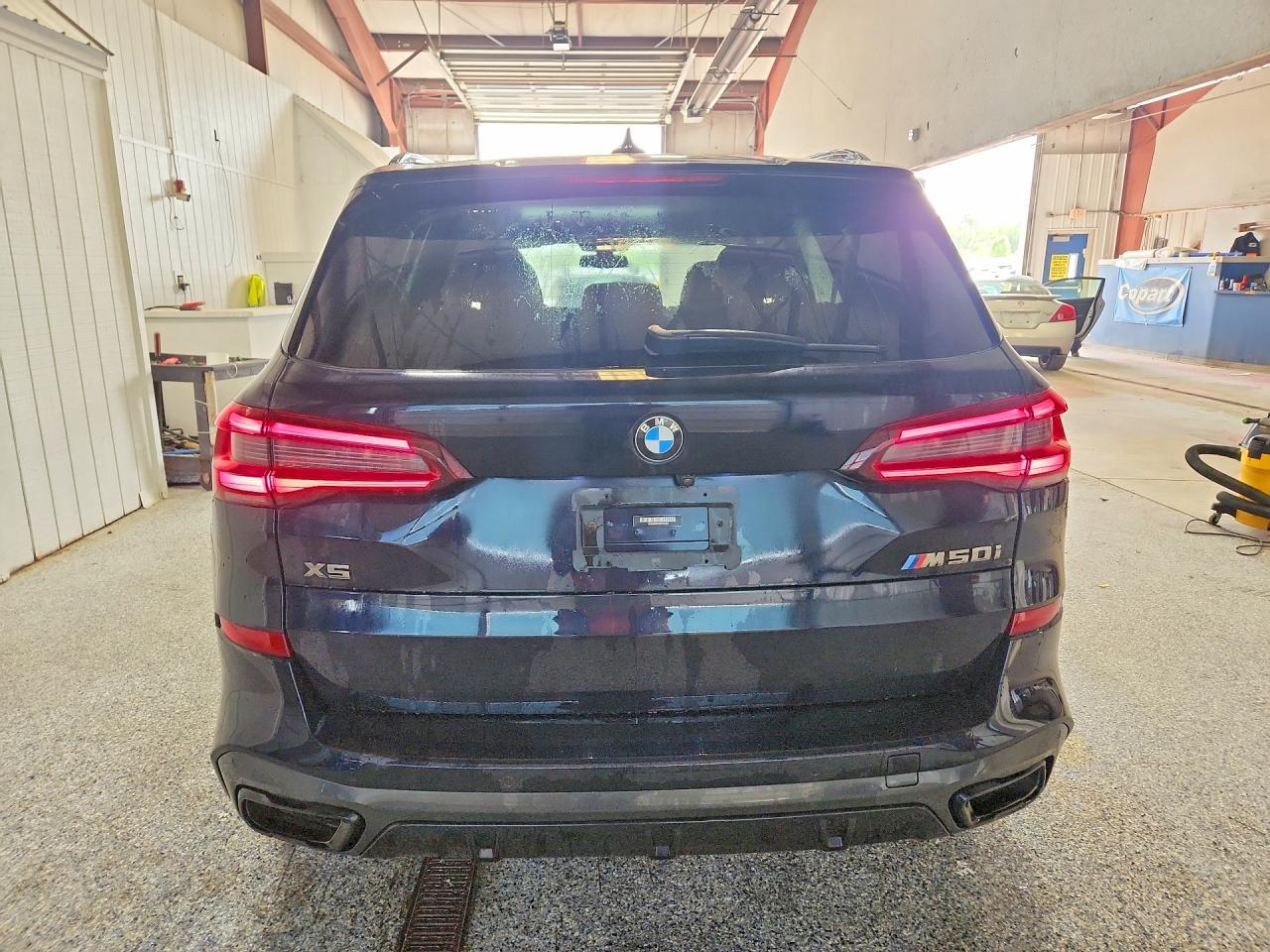 2023 BMW X5 M50I - Фото 6