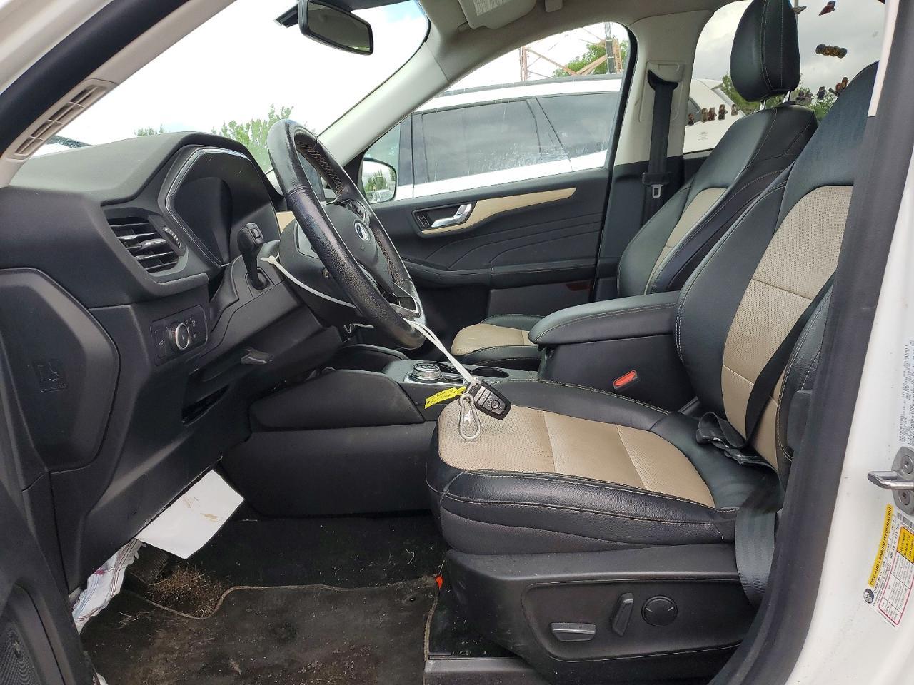 2022 Ford Escape Titanium - Фото 7
