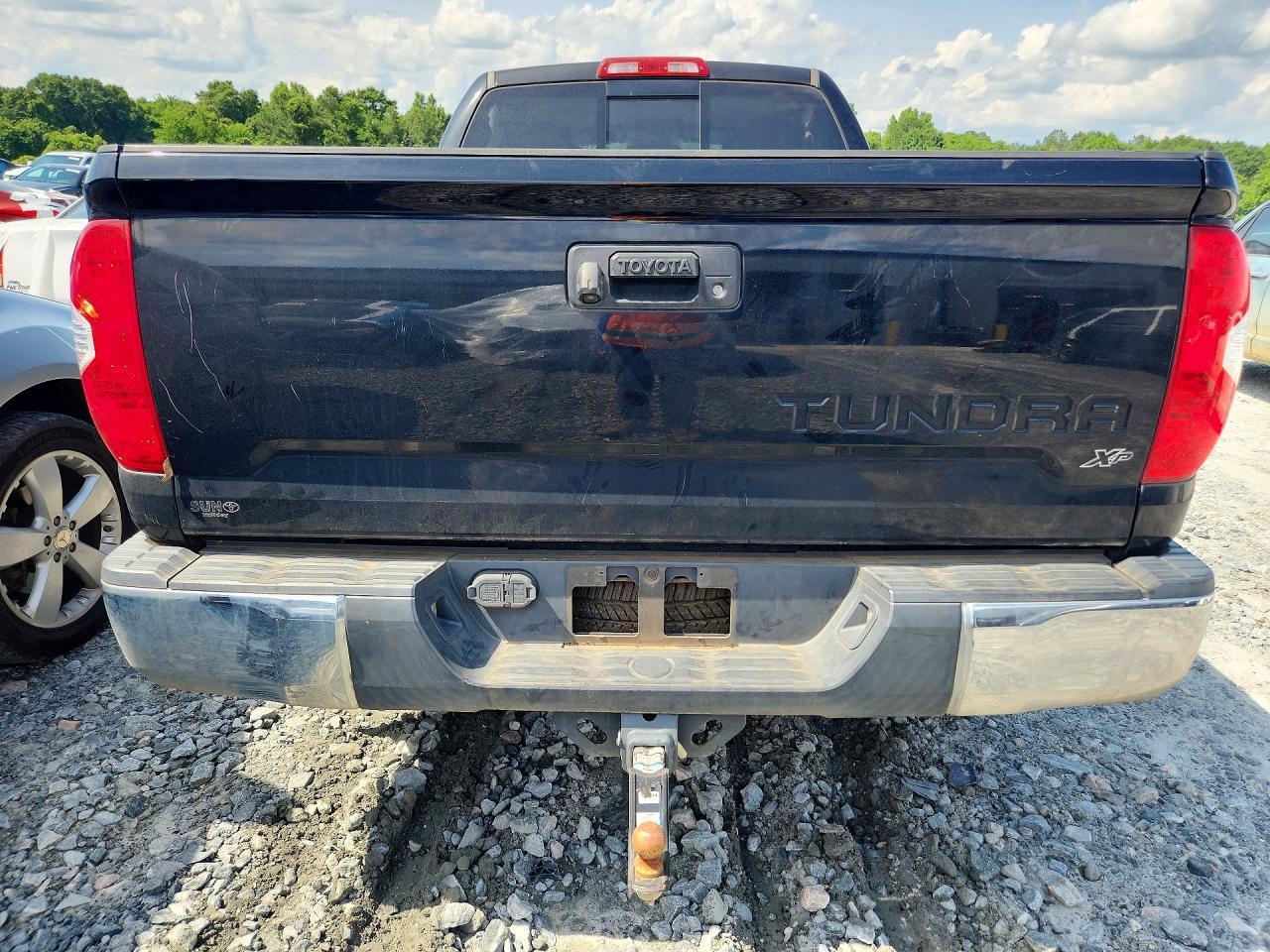 2017 Toyota Tundra Sr5 - Image 6