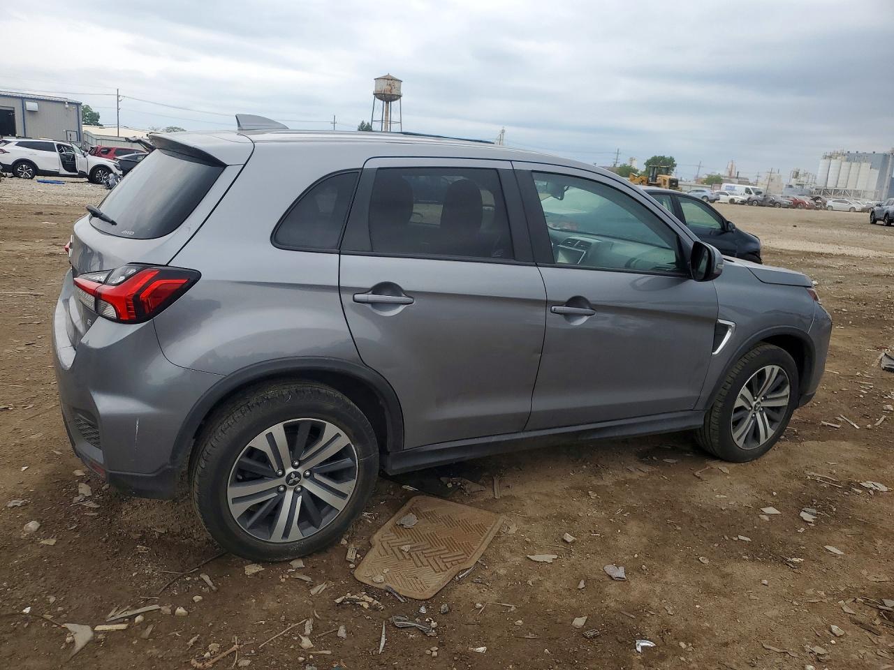 2021 Mitsubishi Outlander Sport Es - Фото 3