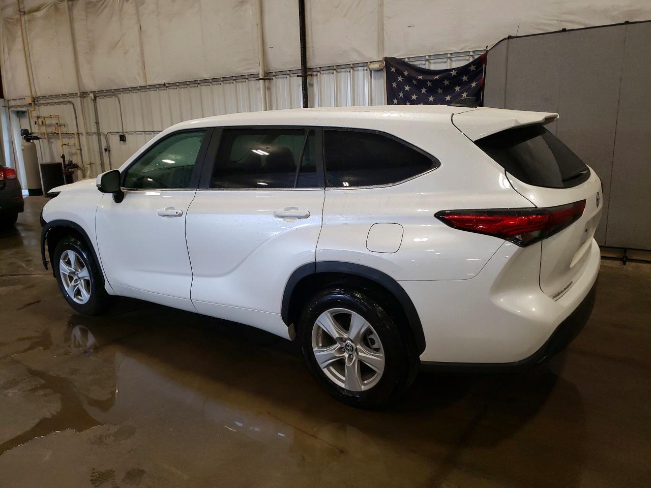 2023 Toyota Highlander L - Фото 2
