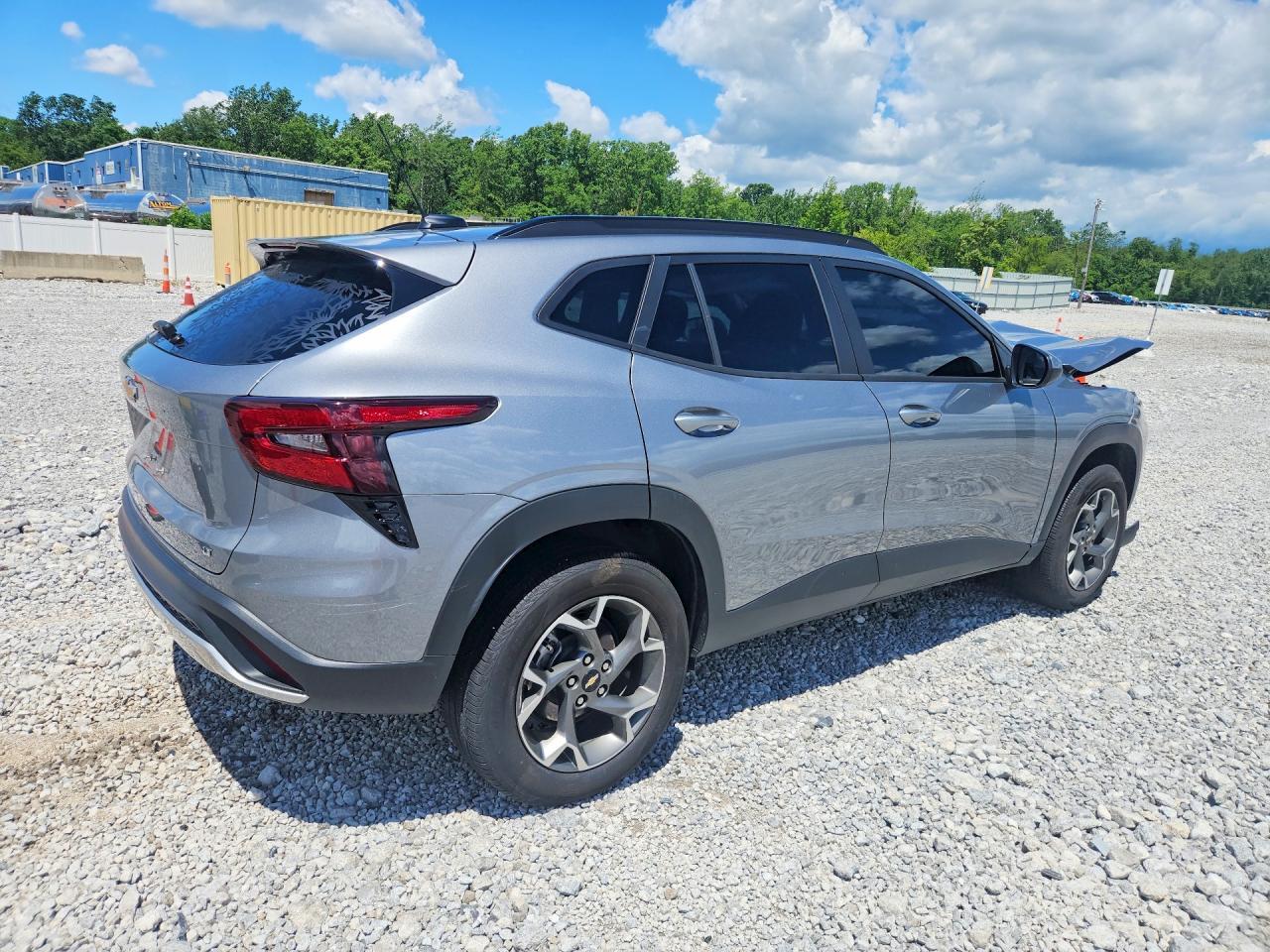 2025 Chevrolet Trax 1Lt - Фото 3