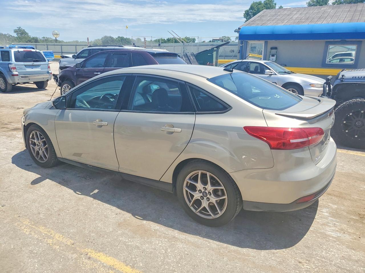 2015 Ford Focus Se - Фото 2
