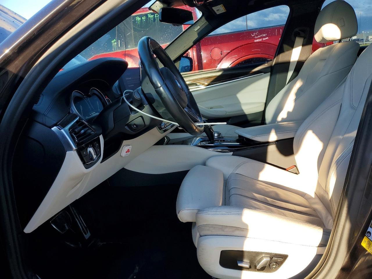2019 BMW 530 I - Image 7