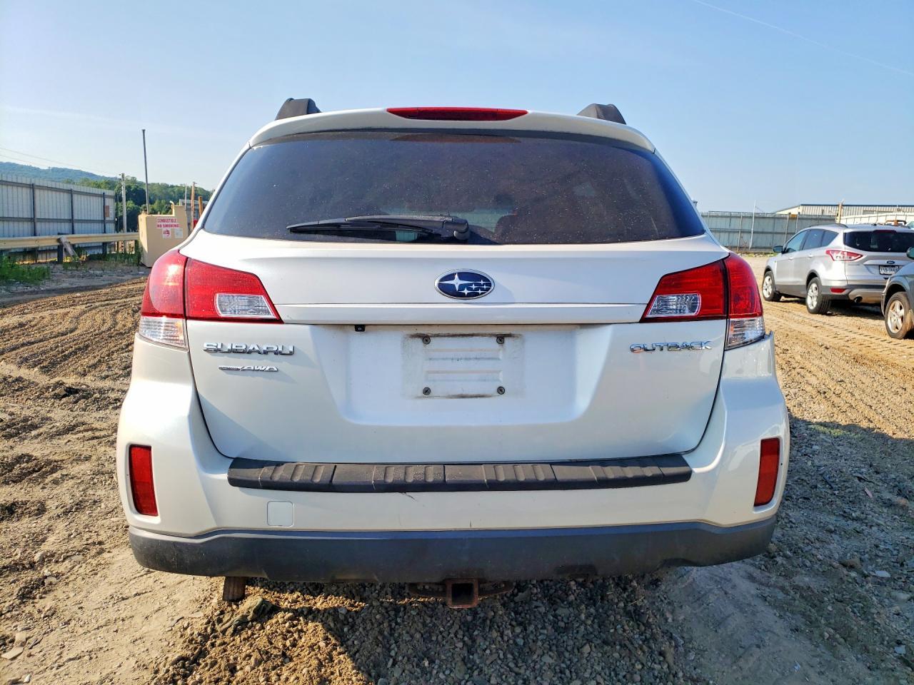 2011 Subaru Outback 2.5I Premium - Image 6