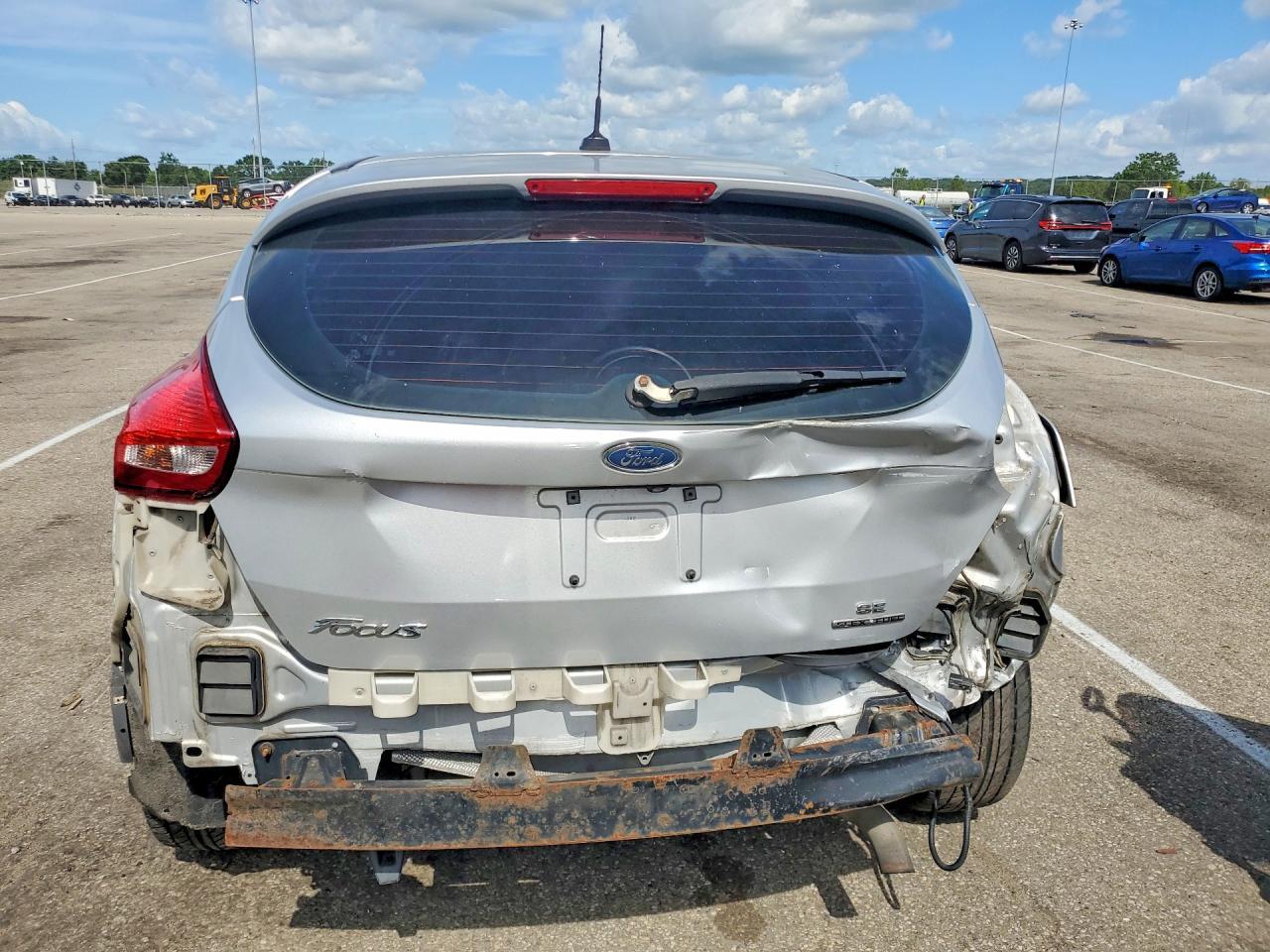 2015 Ford Focus Se - Фото 6