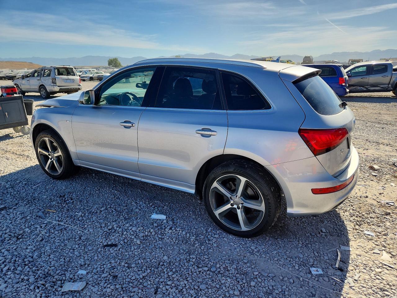2015 Audi Q5 Premium Plus - Image 2
