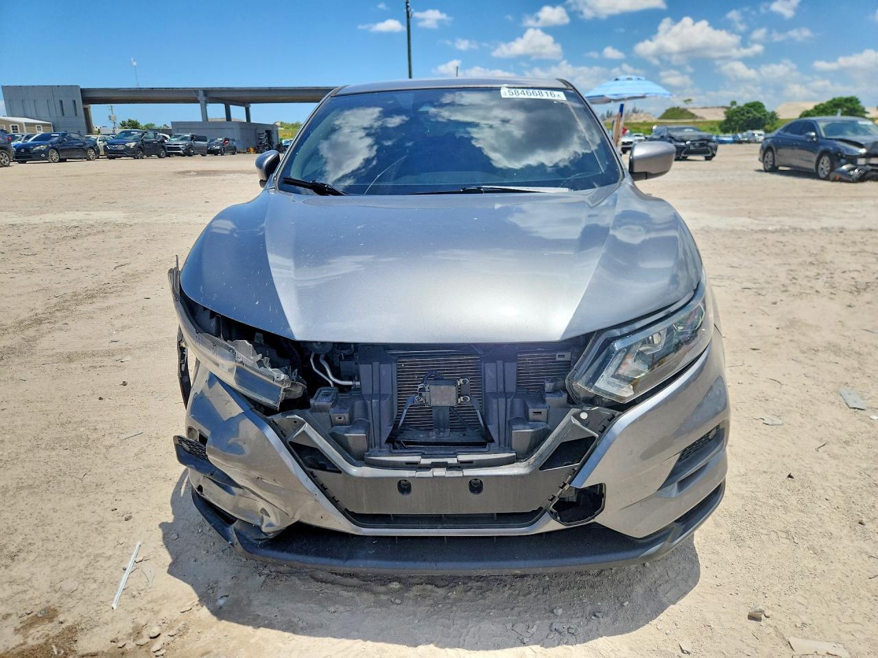 2020 Nissan Rogue Sport S - Фото 5