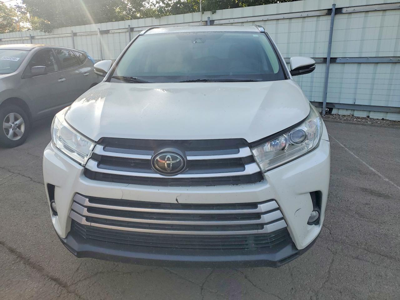 2019 Toyota Highlander Xle - Фото 5