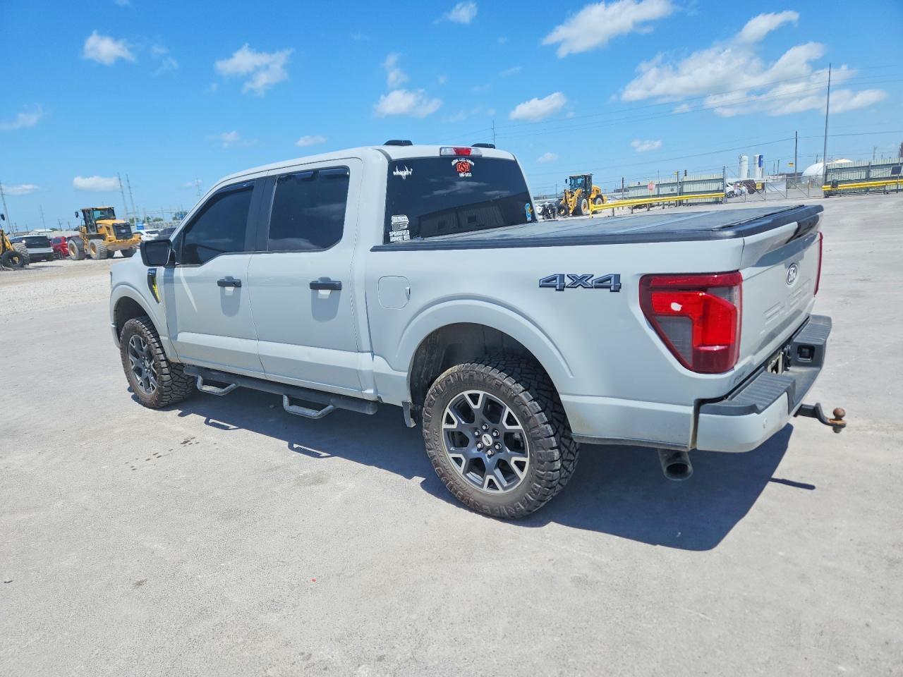 2024 Ford F150 Stx - Фото 2