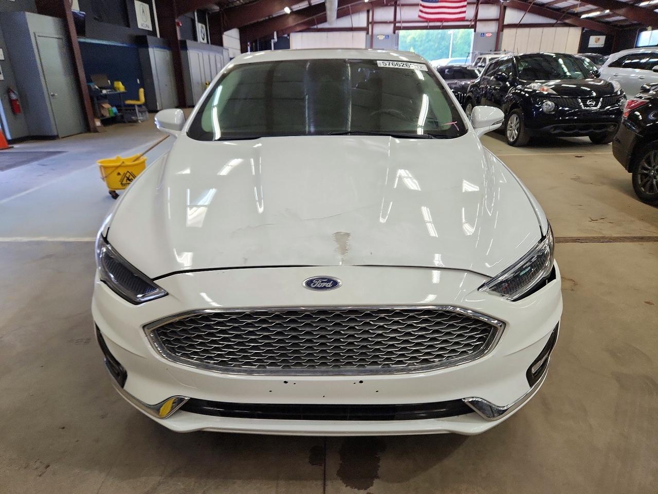 2020 Ford Fusion Titanium - Фото 5
