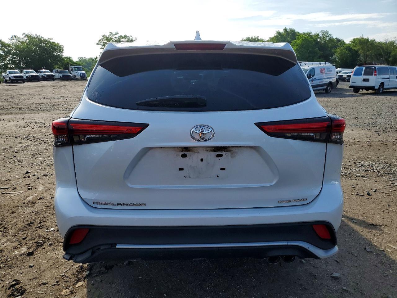2022 Toyota Highlander Sport - Фото 6