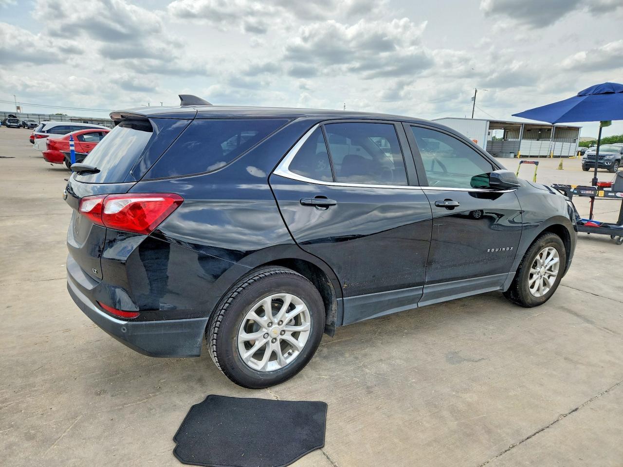 2021 Chevrolet Equinox Lt - Image 3