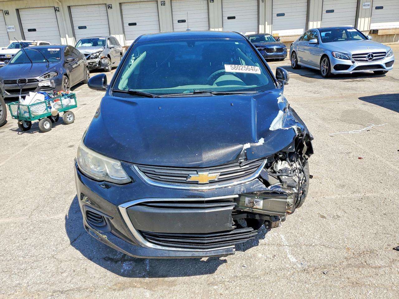 2017 Chevrolet Sonic Lt - Image 5