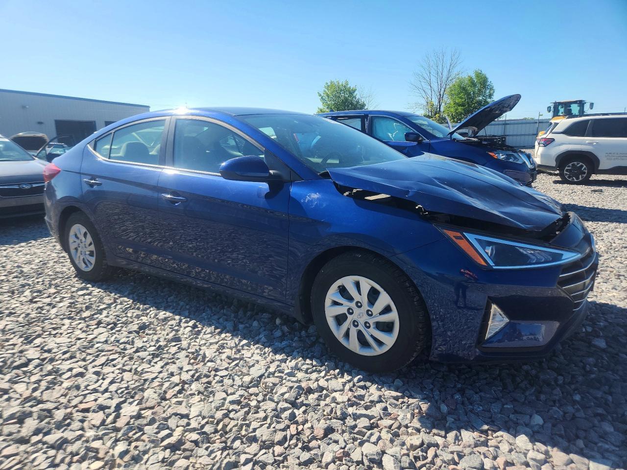 2020 Hyundai Elantra Se - Image 4