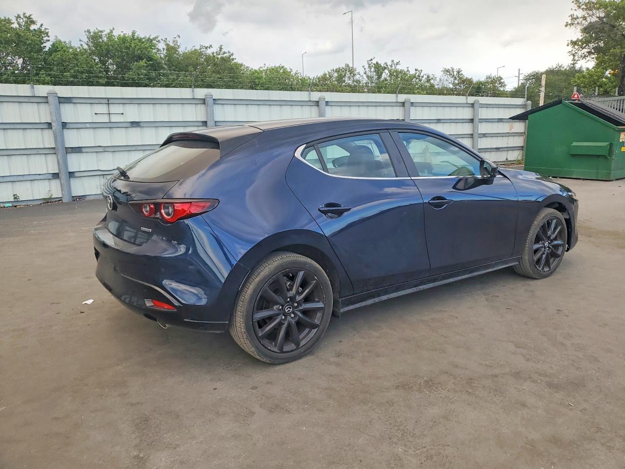 2024 Mazda 3 Select Sport - Фото 3