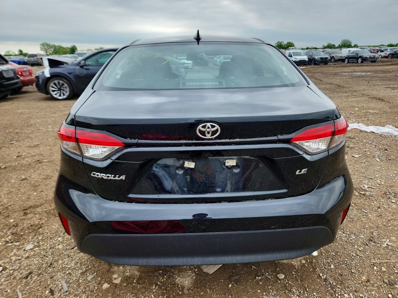 2025 Toyota Corolla Le - Image 6