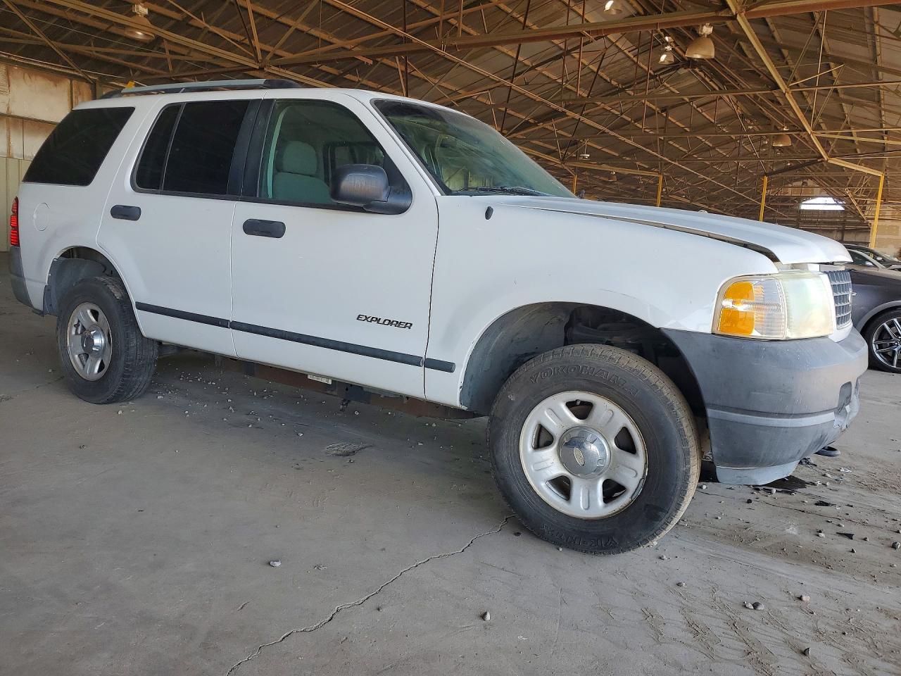 2004 Ford Explorer Xls - Image 4