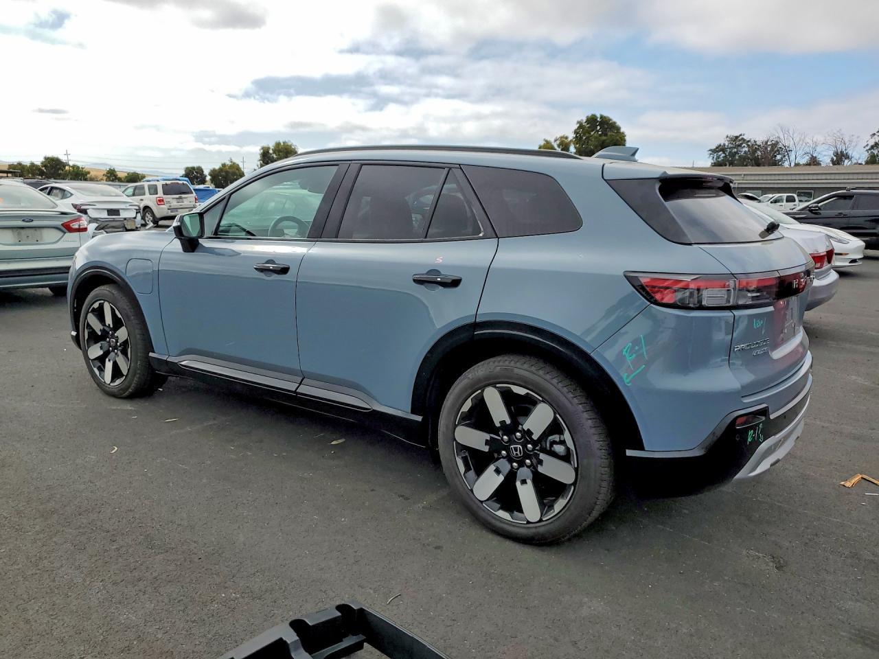 2024 Honda Prologue Elite - Image 2