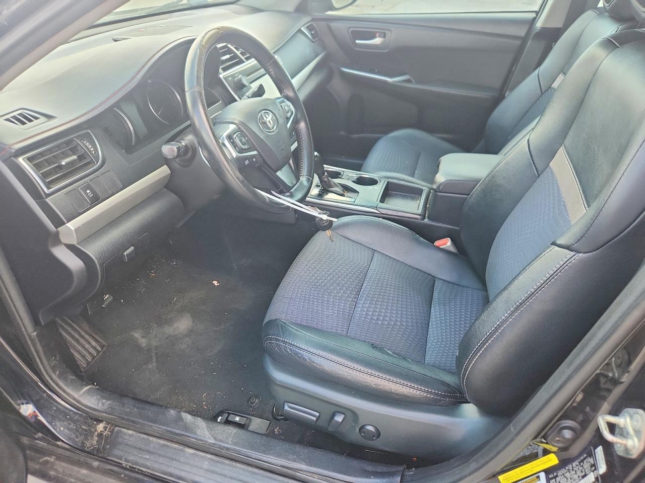 2017 Toyota Camry Se - Фото 7
