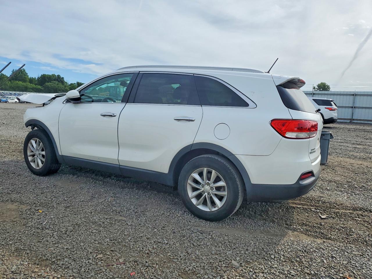 2017 Kia Sorento Lx - Фото 2
