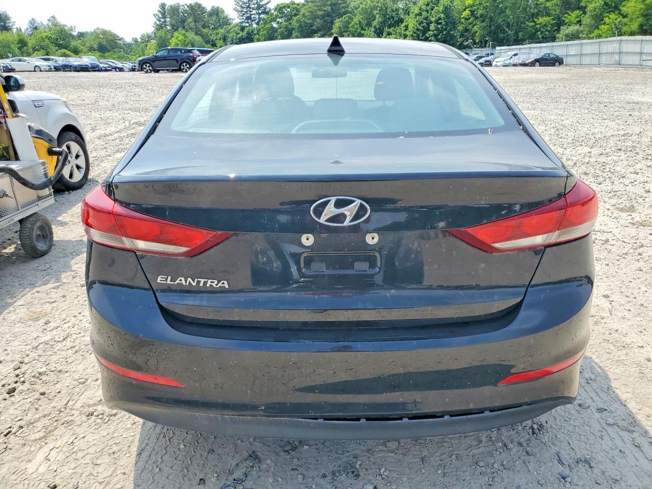 2017 Hyundai Elantra Se - Image 6