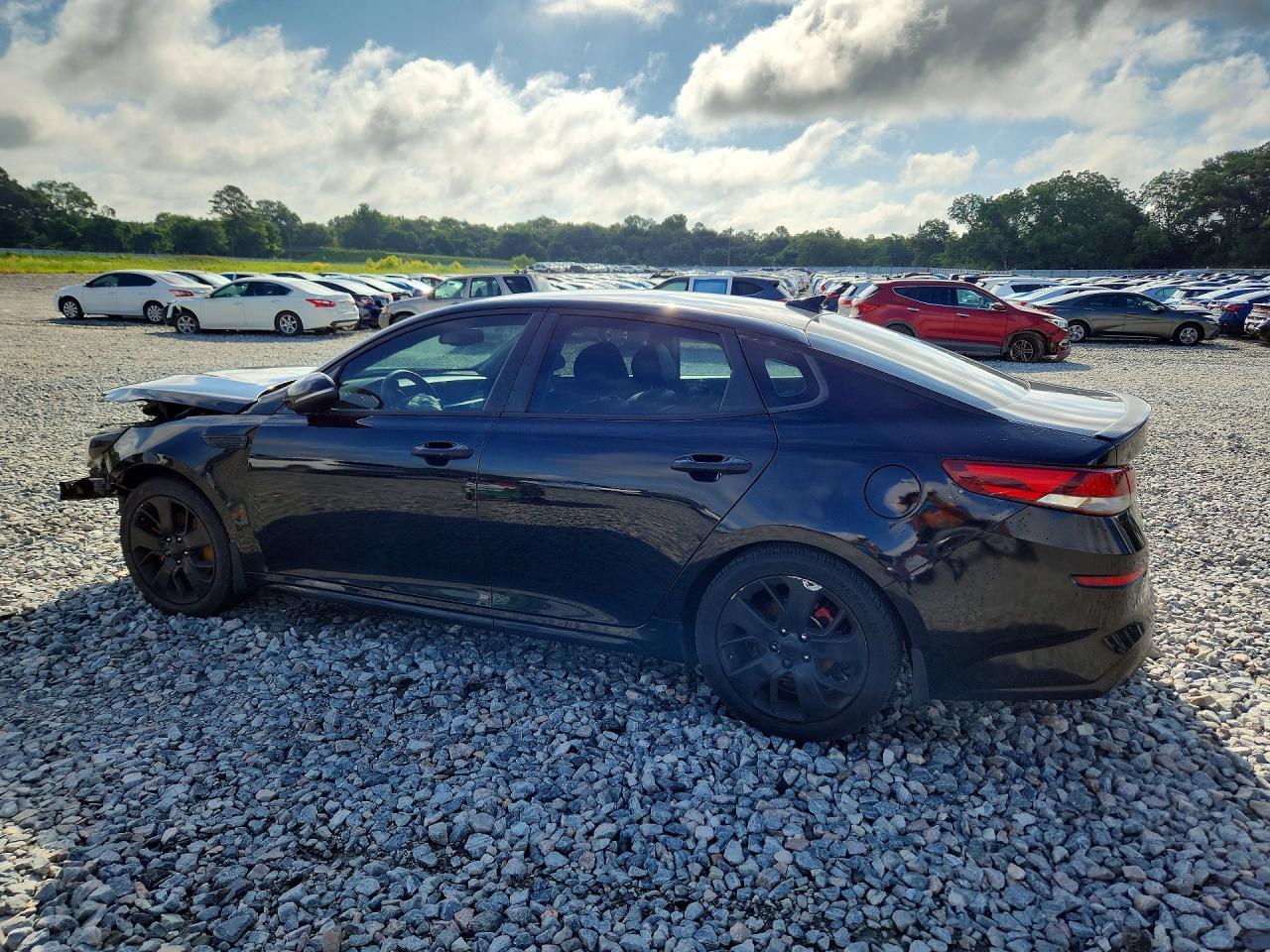 2019 Kia Optima - Image 2
