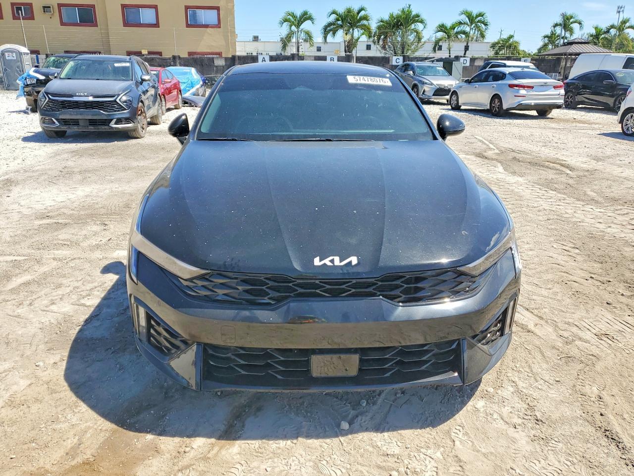 2025 Kia K5 Gt Line - Image 5