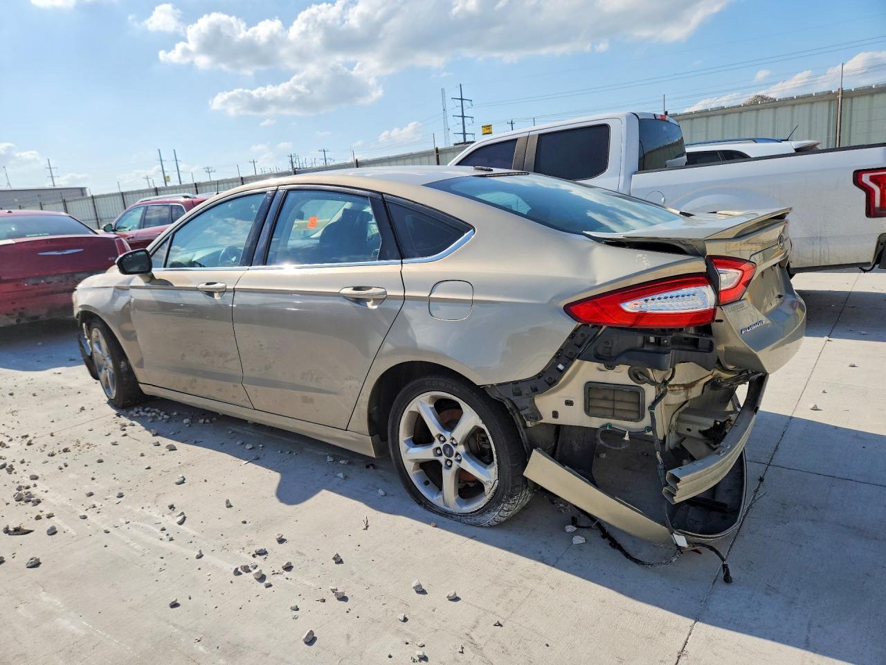 2016 Ford Fusion Se - Image 2
