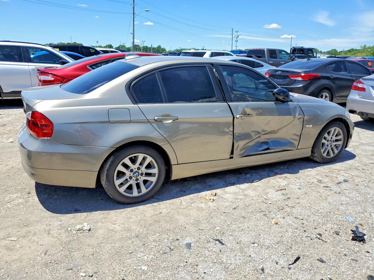 2007 BMW 328 Xi - Image 3